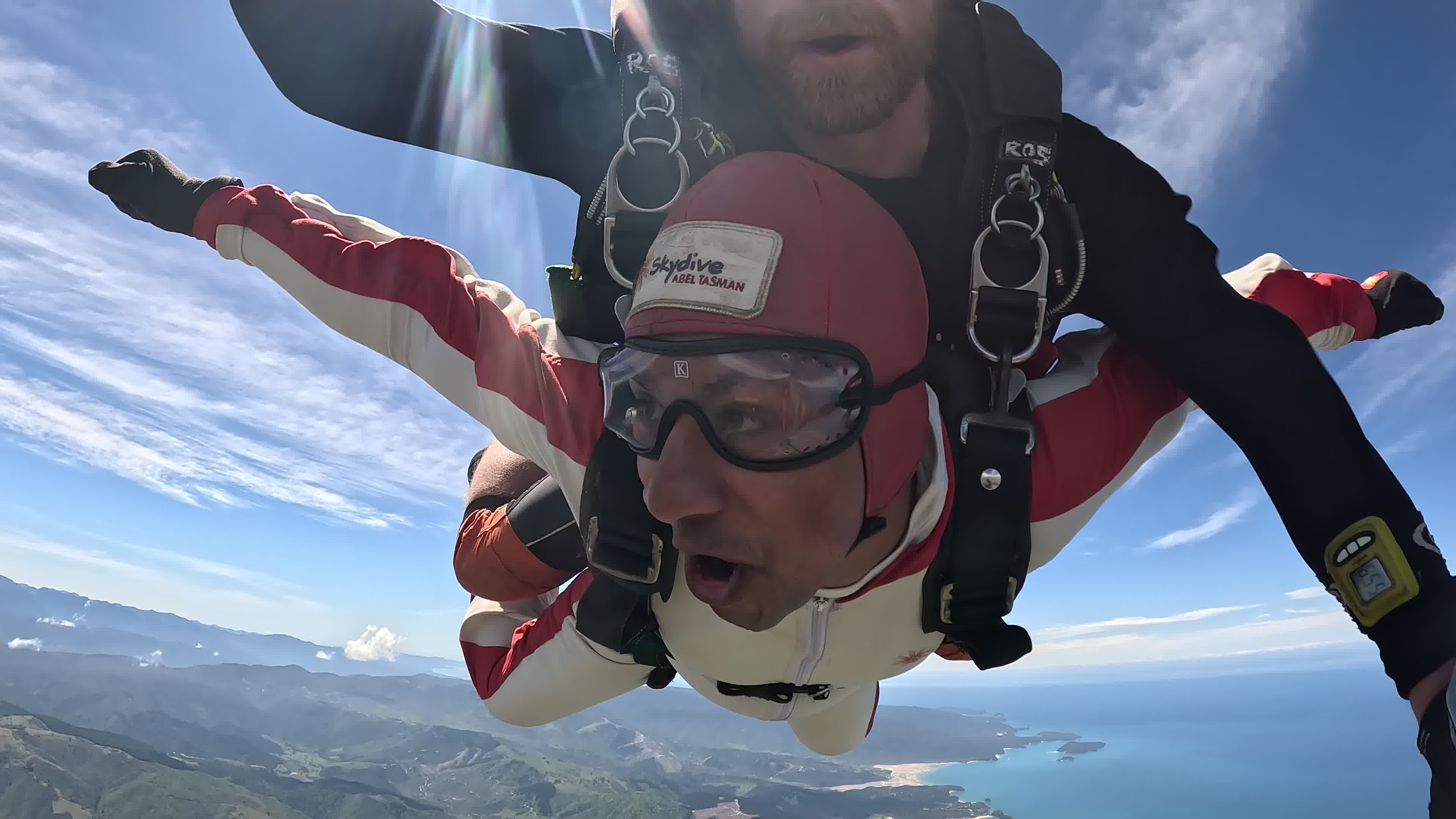 Skydive Front /bungy_jump/skydive_front.jpg